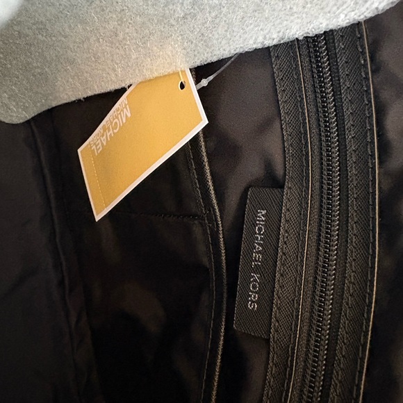 Michael Kors Black Tote Nylon Kelsey - Picture 7 of 7